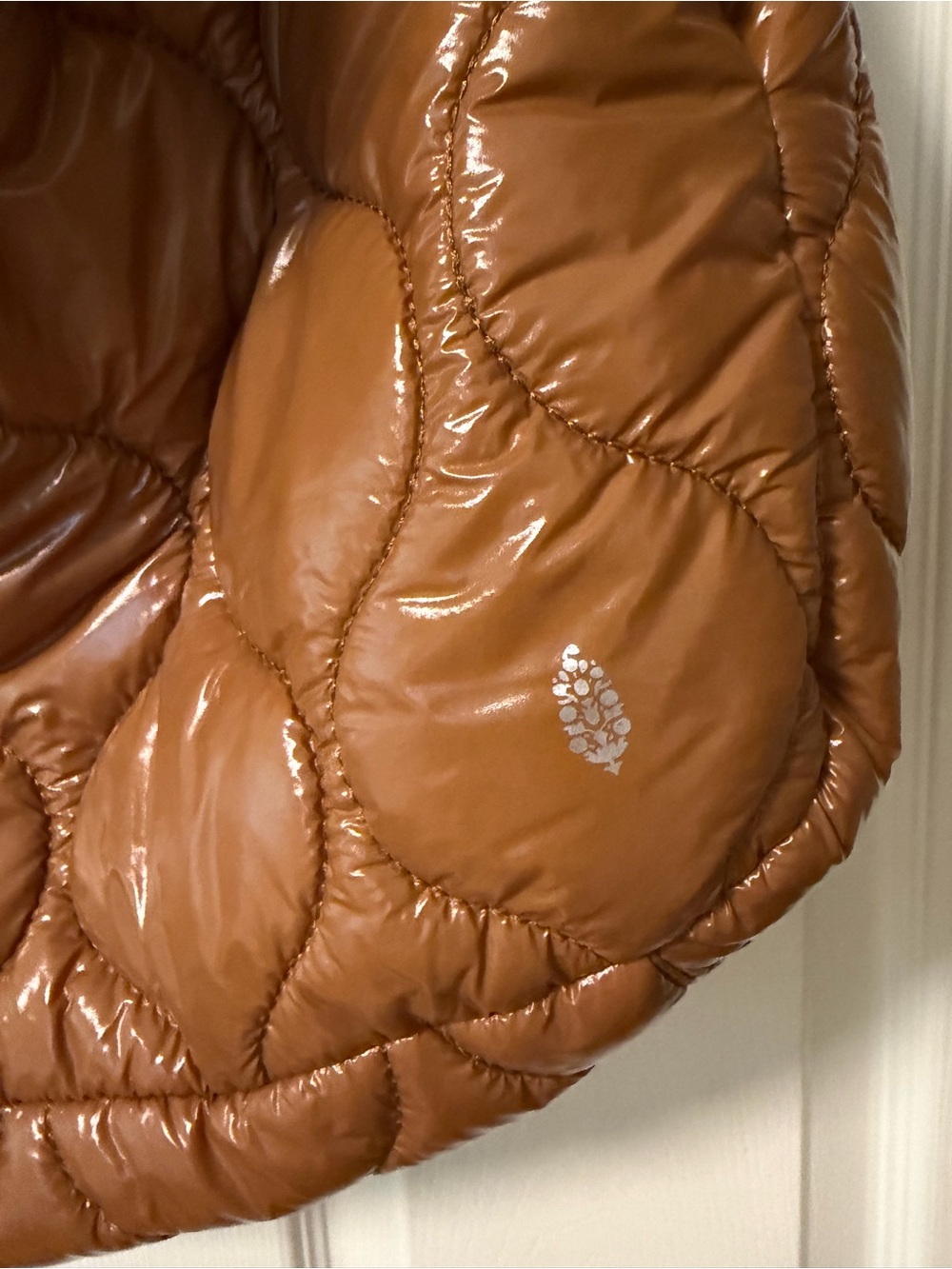 FP Free People Movement Large Puffy Bag cognac EUC - Picture 2 of 6